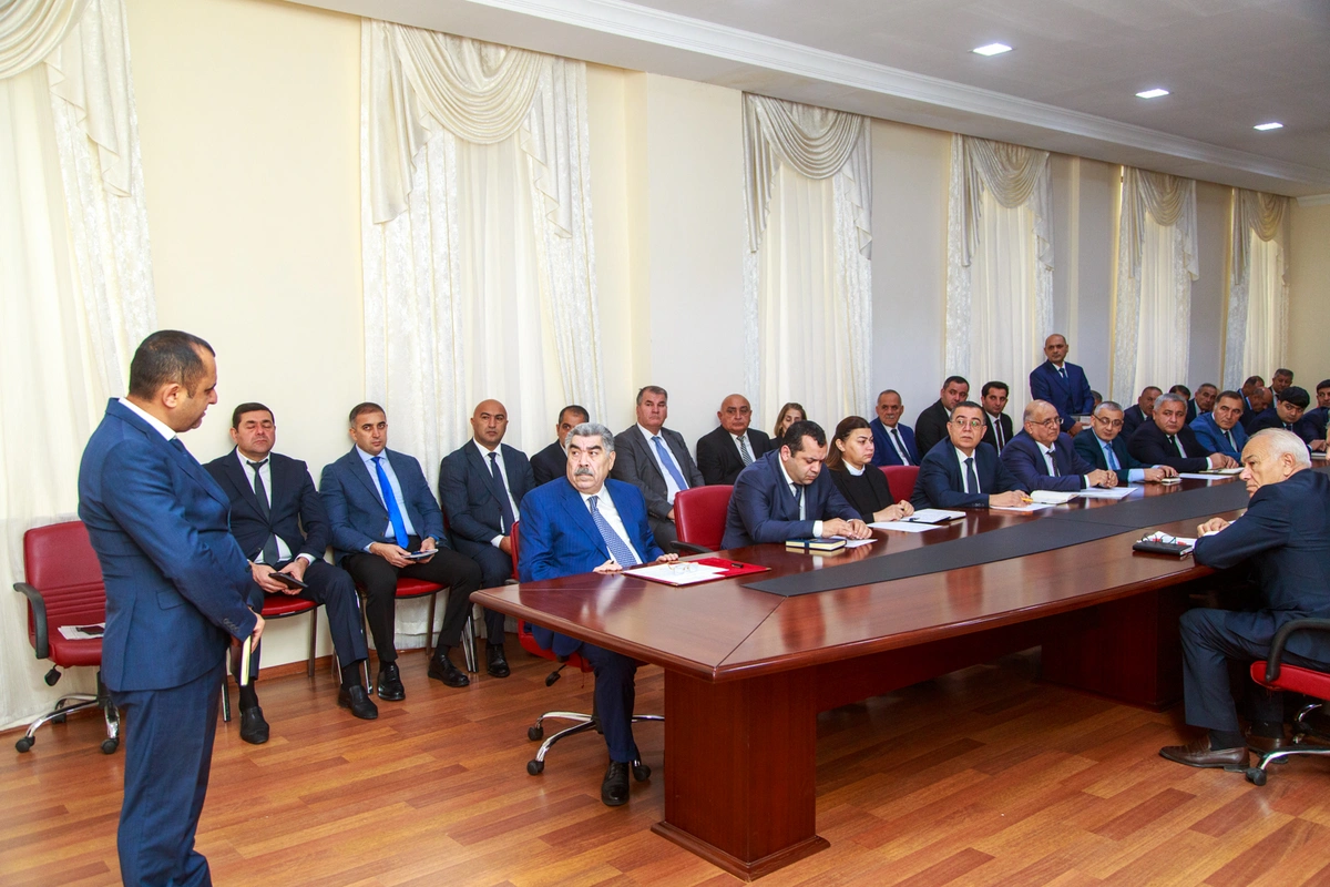 Rüstəm Xəlilov sakinlərlə görüşdü, problemlərini dinlədi — FOTOLAR