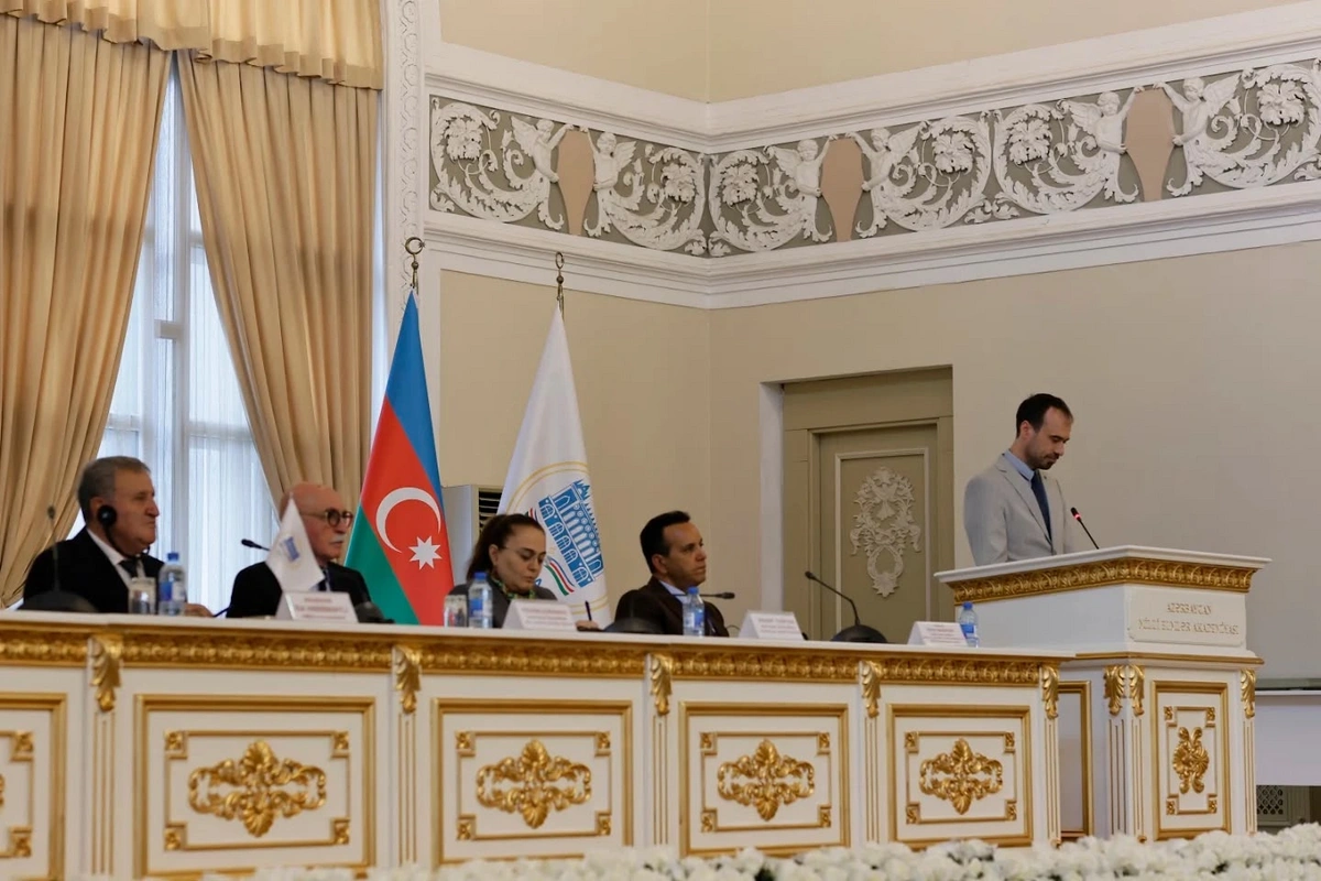 "Dinlərarası anlaşma üzrə UNESCO-UNITWIN Şəbəkəsinin Akademik Forumu" keçirilir - FOTOLAR