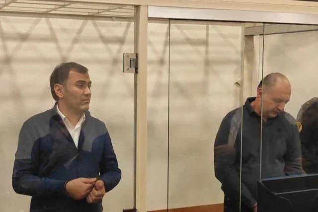 Sabiq icra başçısının oğlunun 2 milyonluq əmlakı kimə keçib? Anası danışdı Sabiq icra başçısının oğlunun 2 milyonluq əmlakı kimə keçib? Anası danışdı