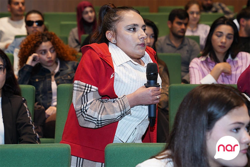 "Nar"ın baş icraçı direktoru rəqəmsal texnologiyalarla bağlı təlim keçib - FOTOLAR