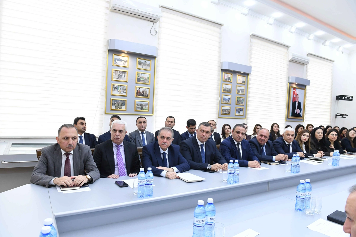 YAP-ın VIII Qurultayından irəli gələn vəzifələrə dair geniş müşavirə keçirilib - FOTOLAR