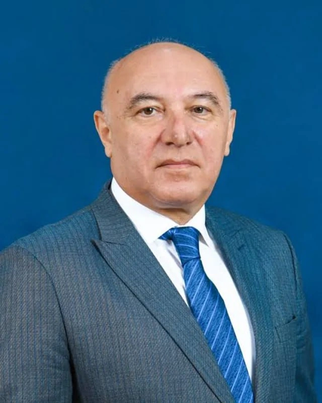 Bakıda ölümlə nəticələnən davanın iştirakçılarından biri deputat Arzuxan Əlizadənin oğludur - FOTO/VİDEO Bakıda ölümlə nəticələnən davanın iştirakçılarından biri deputat Arzuxan Əlizadənin oğludur - FOTO/VİDEO