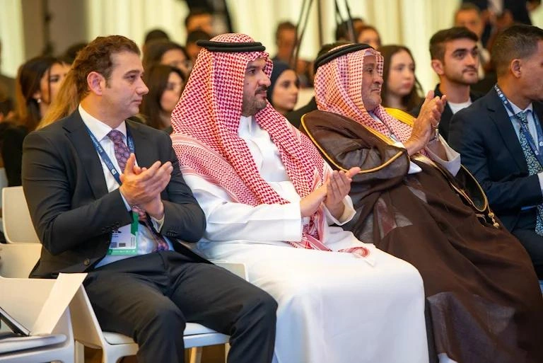 Forum çərçivəsində "Gənclər dialoqu: diqqət mərkəzində təsir" sessiyası keçirilib - FOTOLAR