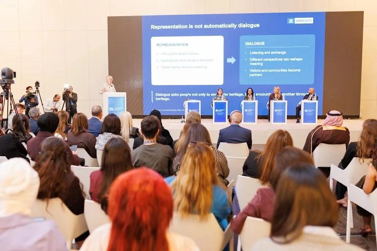 Heydər Əliyev Mərkəzində "Muzeylər və irs yerləri mədəniyyətlərarası dialoq məkanları kimi" mövzusunda panel müzakirəsi keçirilib