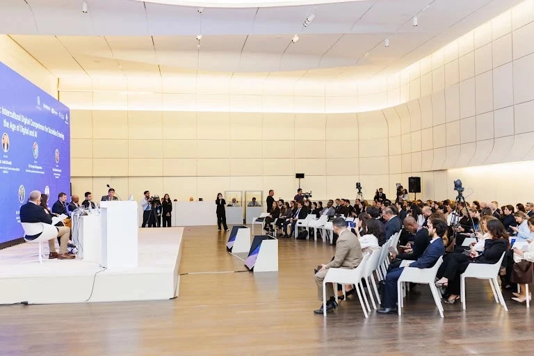Mədəniyyətlərarası dialoq forumunda süni intellektin təsiri müzakirə edildi - FOTOLAR