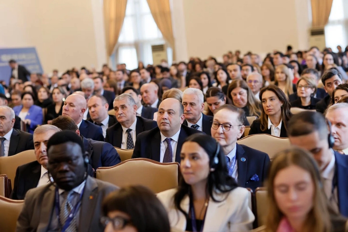 "Dinlərarası anlaşma üzrə UNESCO-UNITWIN Şəbəkəsinin Akademik Forumu" keçirilir - FOTOLAR