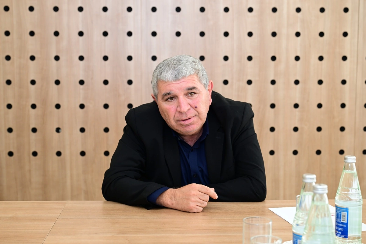 Adil Kərimli Füzulidə vətəndaşların müraciətlərini dinləyib - FOTOLAR