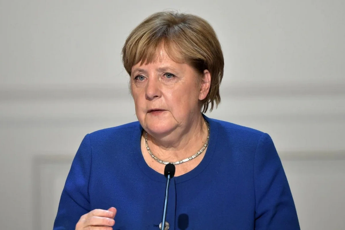 Angela Merkel: Almaniyanın növbəti prezidenti qadın olmalıdır