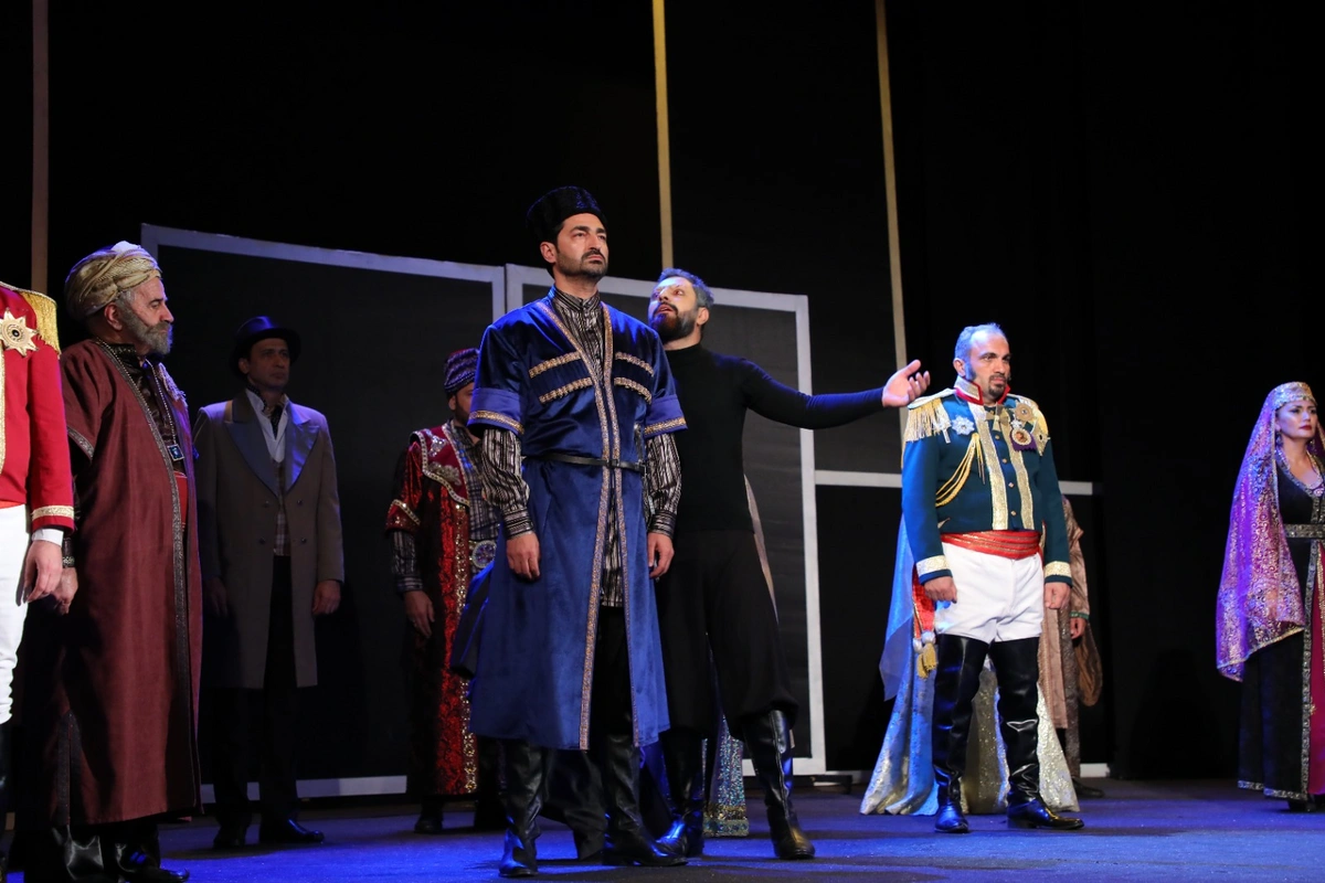 İlyas Əfəndiyevin xatirəsi vəfatının 30-cu ildönümündə Bakı Bələdiyyə Teatrında yad edildi - FOTOLAR