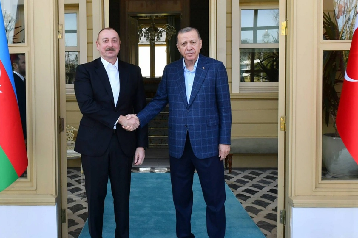 İlham Əliyev Respublika Günü münasibətilə Ərdoğanı təbrik edib