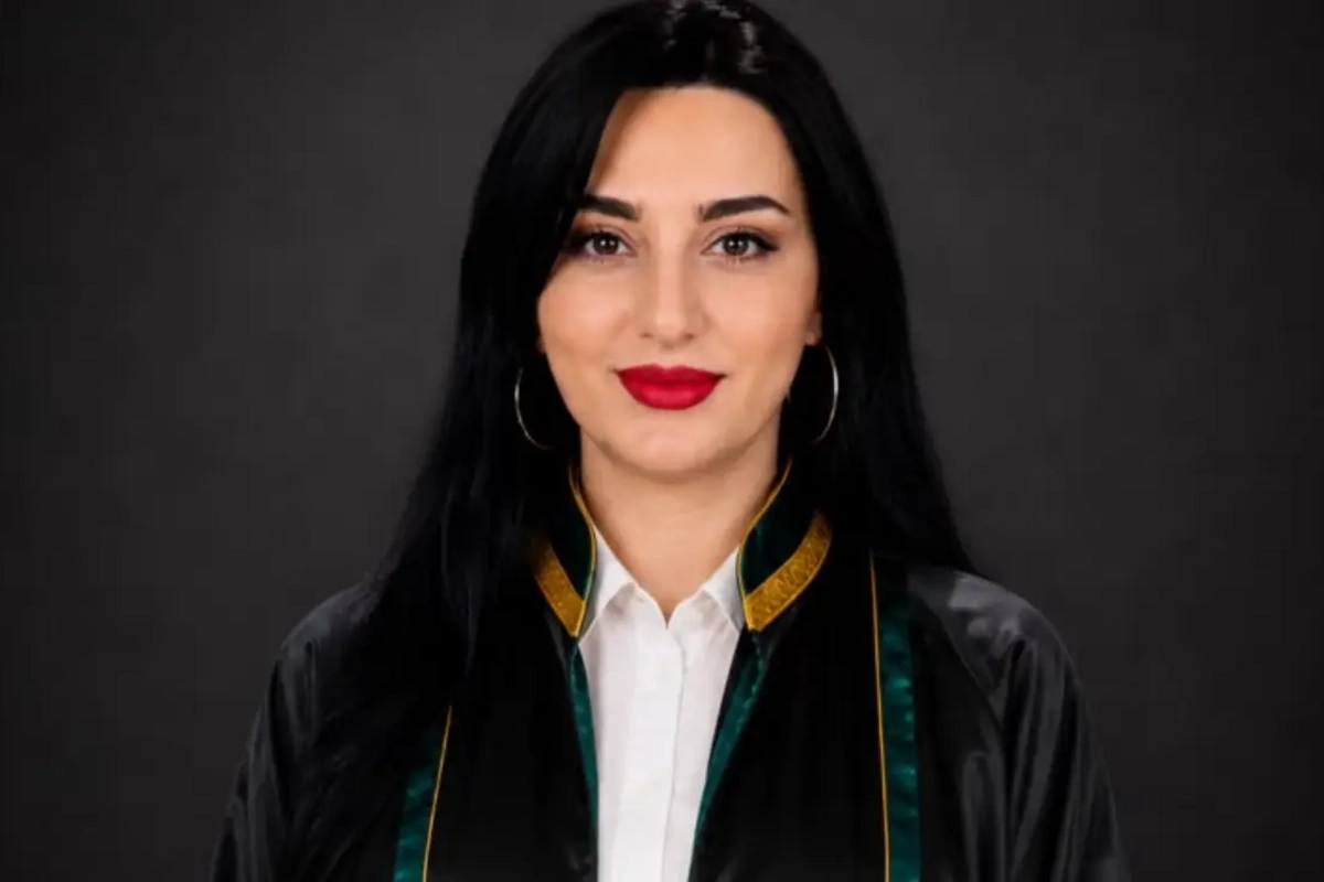 Daha bir vəkil deputatlığa namizəd oldu