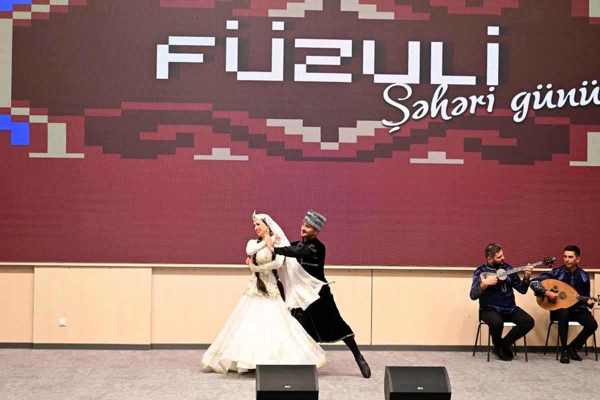 Füzuli Şəhəri Günü münasibətilə geniş konsert proqramı təqdim olunub - FOTOLAR