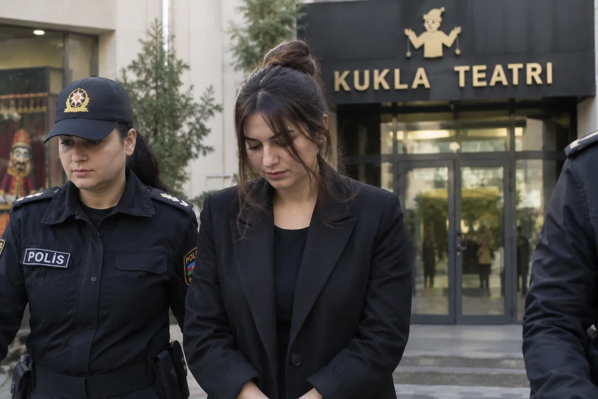 Kukla teatrının əməkdaşı direktorun şikayəti üzrə təqsirləndirilən şəxs olub