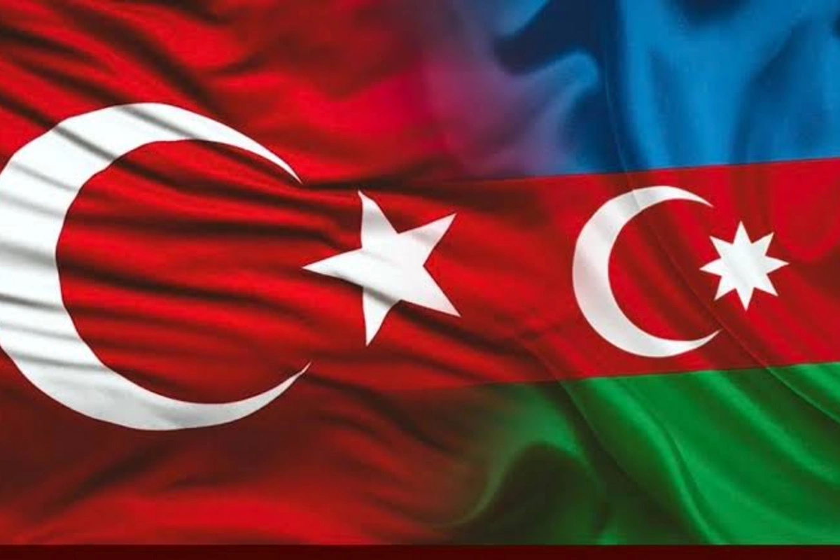 Türkiyə PA: Türkiyə bayrağının Azərbaycanda endirilməsinə cəhd iddiaları dezinformasiyadır - FOTO