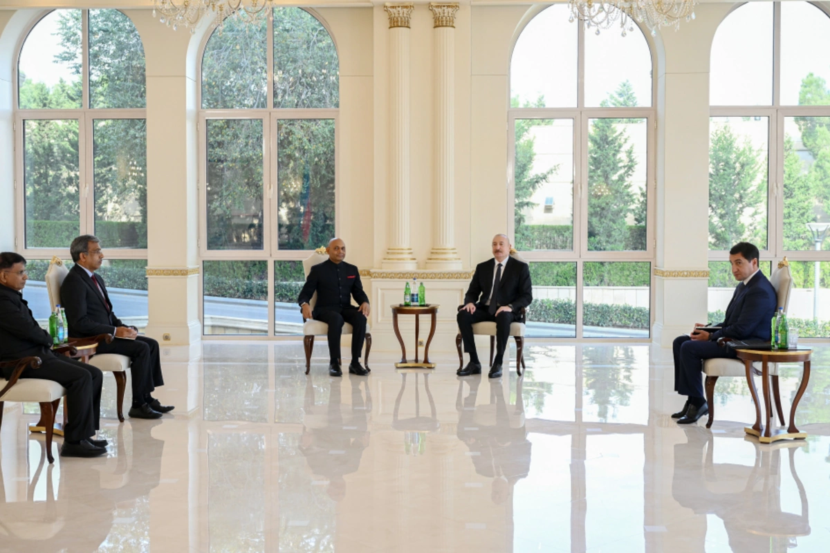 Prezident Hindistanın yeni təyin olunmuş səfirini qəbul edib — FOTOLAR