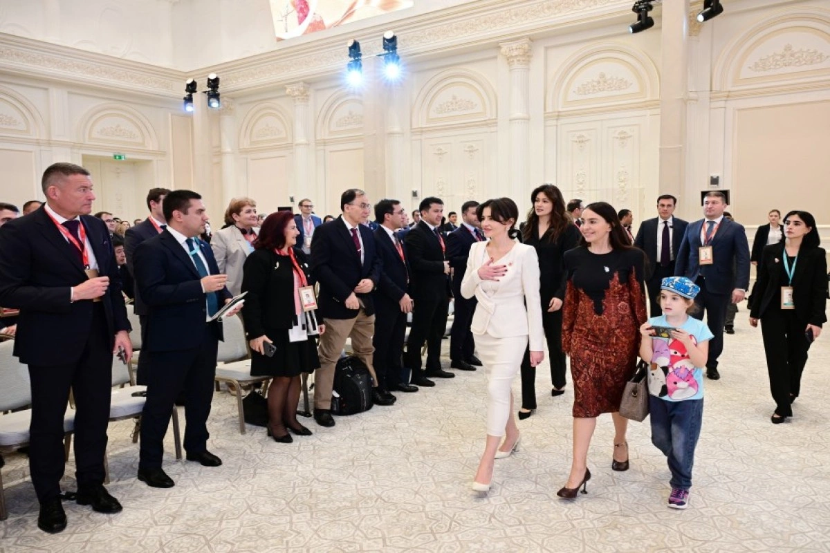 Leyla Əliyeva Beynəlxalq Konqresdə çıxış etdi - FOTOLAR