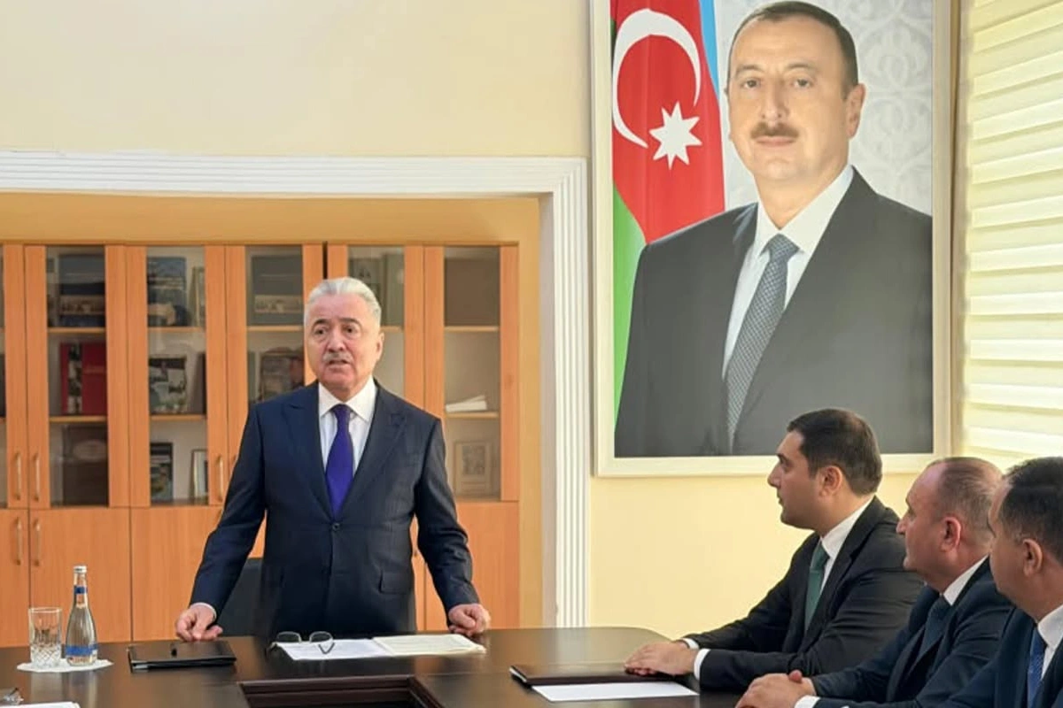 Yeni icra başçısı kollektivə təqdim olundu - FOTOLAR