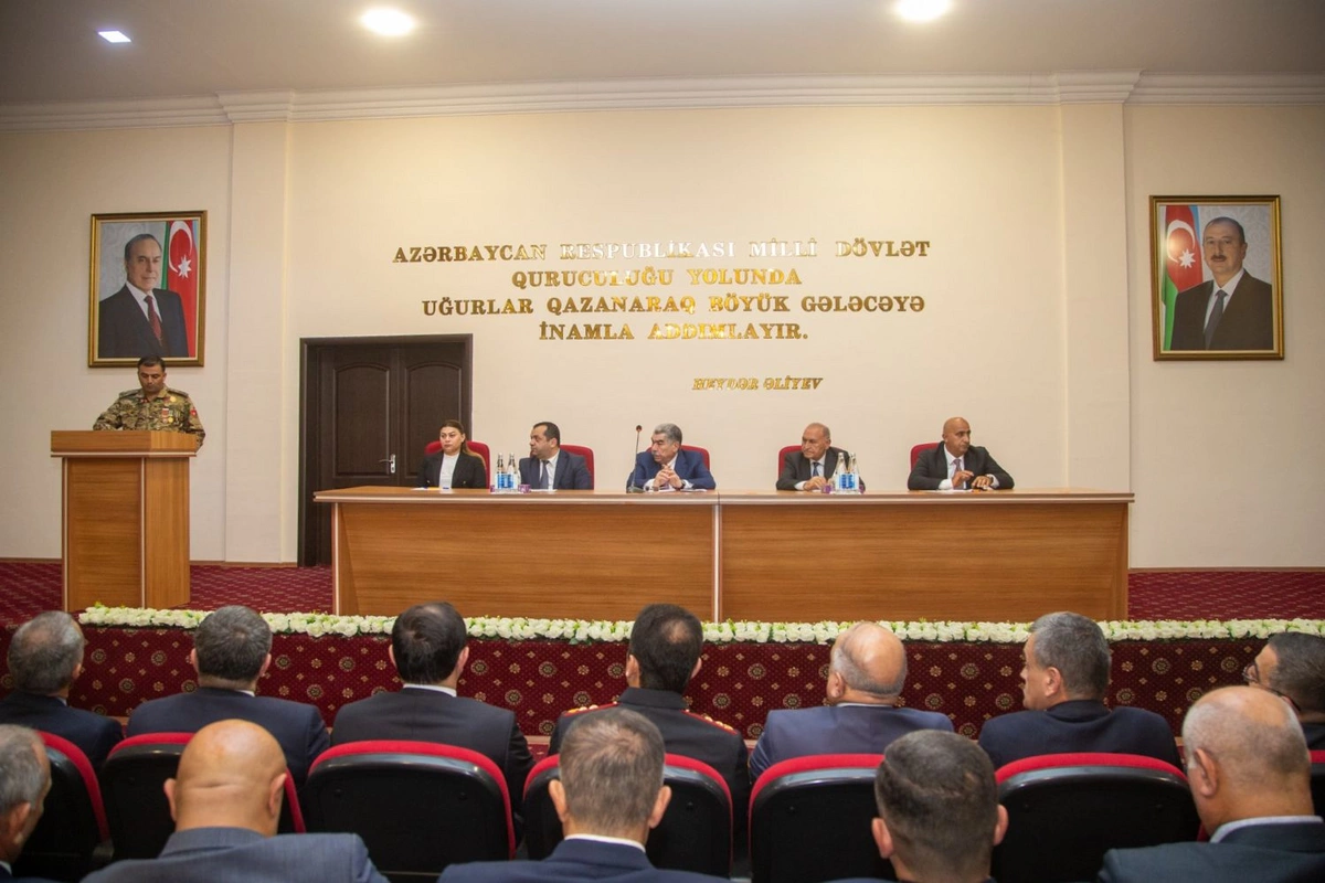 Salyanda İlham Əliyevin çıxışından irəli gələn vəzifələr müzakirə edildi — FOTOLAR