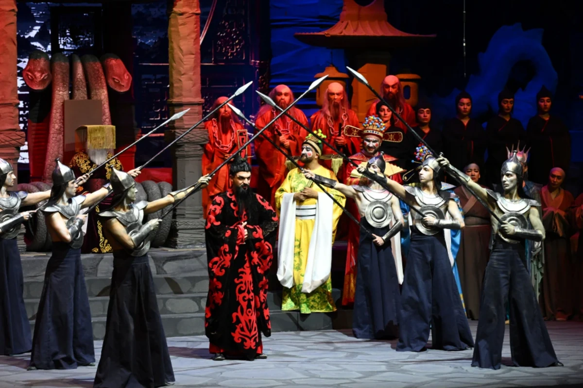 Bakıda "Turandot" tamaşasının premyerası baş tutub - FOTOLAR