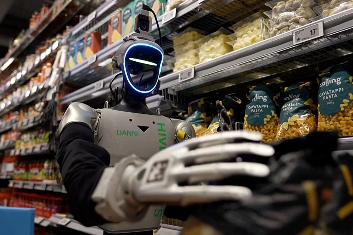 Danimarkada robotlar supermarketlərdə gecə növbəsinə hazırlaşır