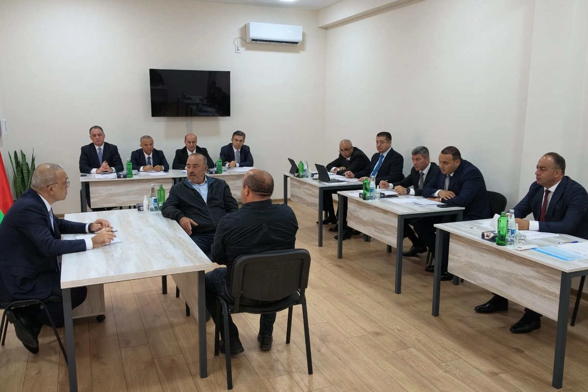 Azərbaycan Dövlət Su Ehtiyatları Agentliyinin sədri Cəbrayıl şəhərində vətəndaşlarla görüşüb