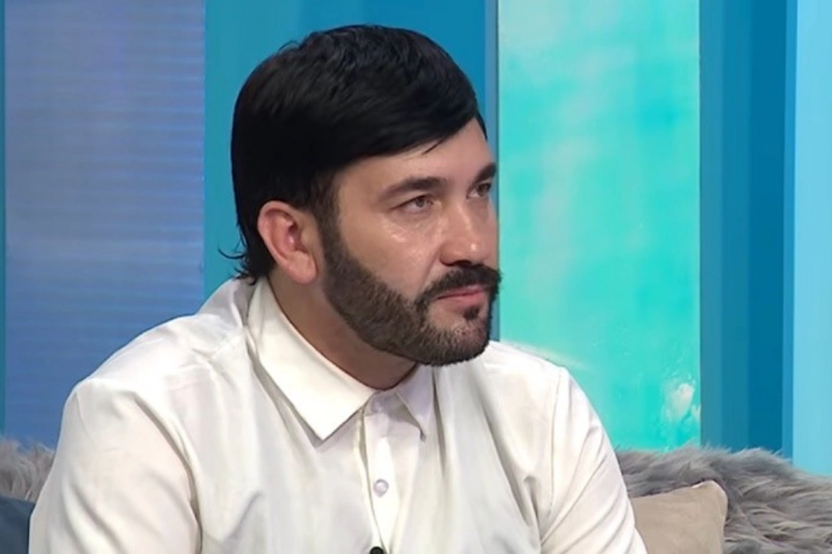 Buna görə insanlardan qaçırdım
