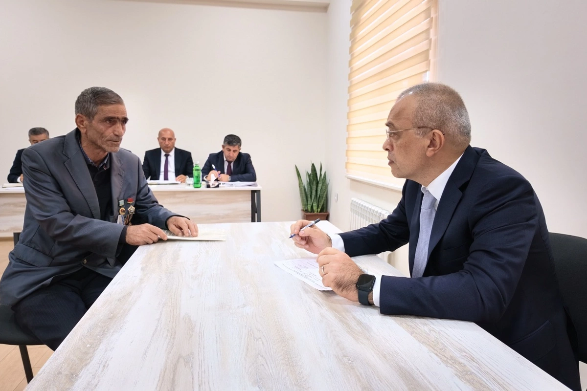 Azərbaycan Dövlət Su Ehtiyatları Agentliyinin sədri Cəbrayıl şəhərində vətəndaşlarla görüşüb