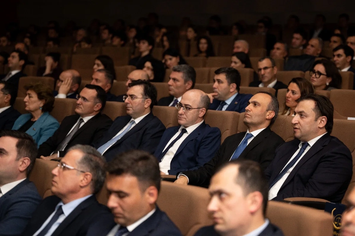 "Bir Ömrün Konstitusiyası" sənədli filminin Bakı və Naxçıvanda təqdimat mərasimləri keçirildi - FOTOLAR