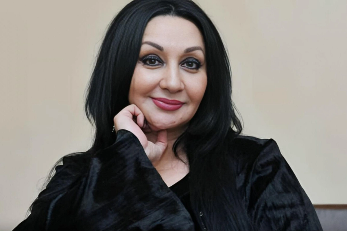 Hazırda xəstəxanadayam, krizdən çıxmışam