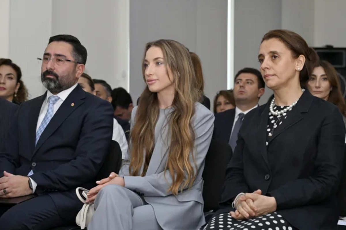 Mədəniyyət və Sənətkarlıq üzrə Bakı Dövlət Peşə Təhsili Mərkəzində inklüziv təlim və tədris mərkəzi yaradılıb - FOTOLAR