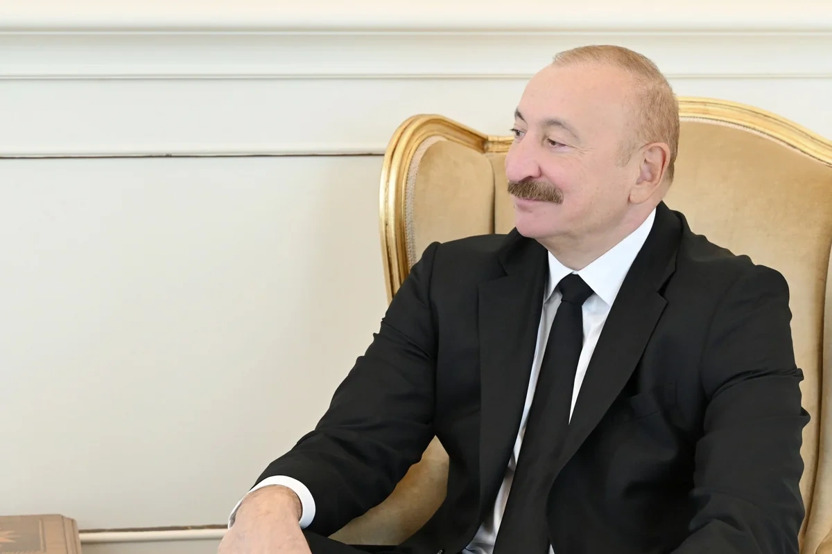 İlham Əliyev Fərhad Xəlilova "İstiqlal" ordenini təqdim edib - FOTOLAR