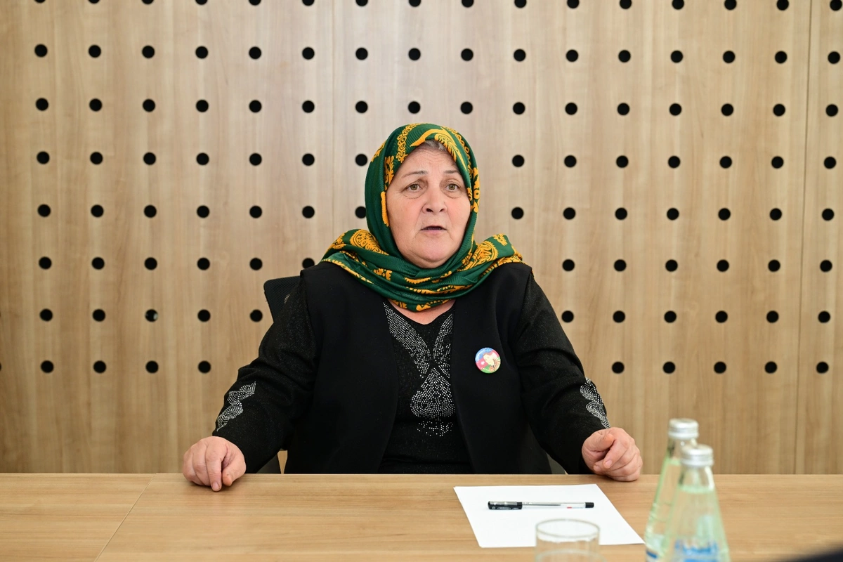 Adil Kərimli Füzulidə vətəndaşların müraciətlərini dinləyib - FOTOLAR