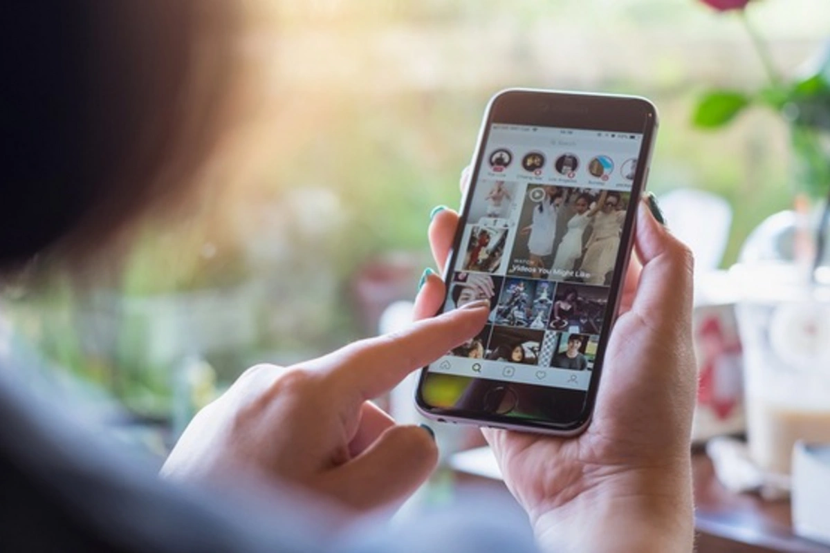 Məşhurların bir Instagram paylaşımından qazandığı məbləğ açıqlandı
