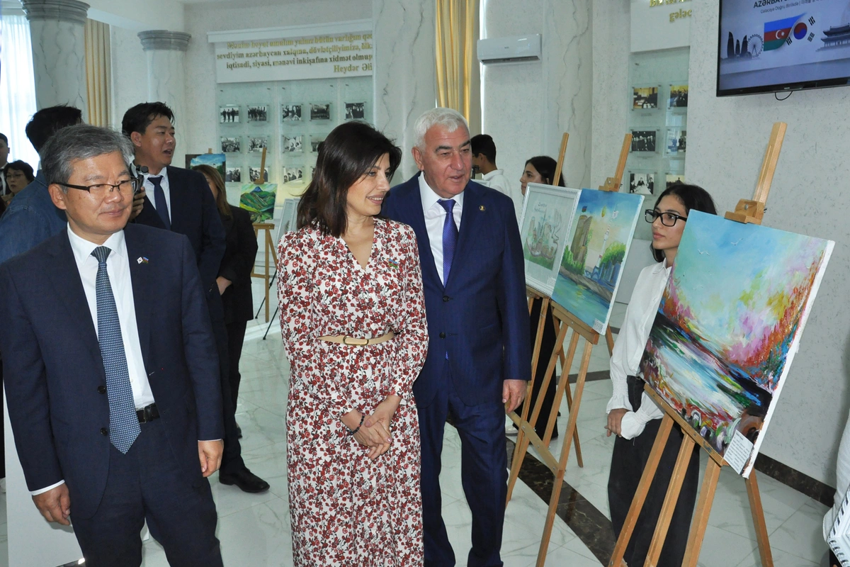 Koreya səfiri Pirallahıda olub, ağacəkmə aksiyası keçirilib — FOTOLAR
