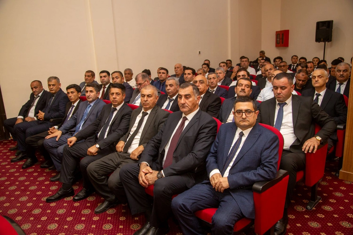 Salyanda İlham Əliyevin çıxışından irəli gələn vəzifələr müzakirə edildi — FOTOLAR