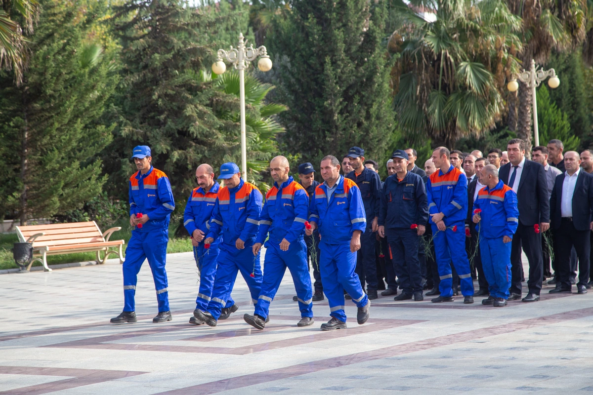 Salyanda energetiklərin peşə bayramı keçirildi — FOTOLAR