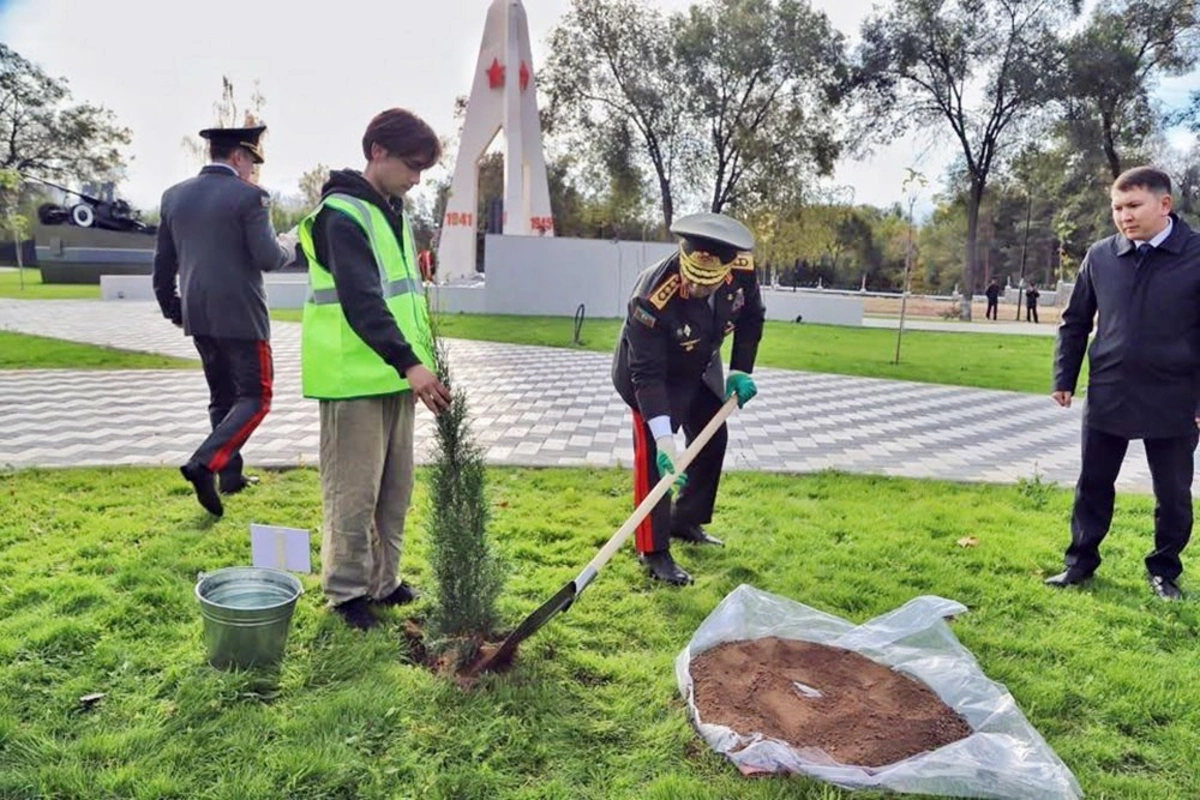 Zakir Həsənov MDB Müdafiə Nazirləri Şurasının iclasında iştirak edib - FOTOLAR
