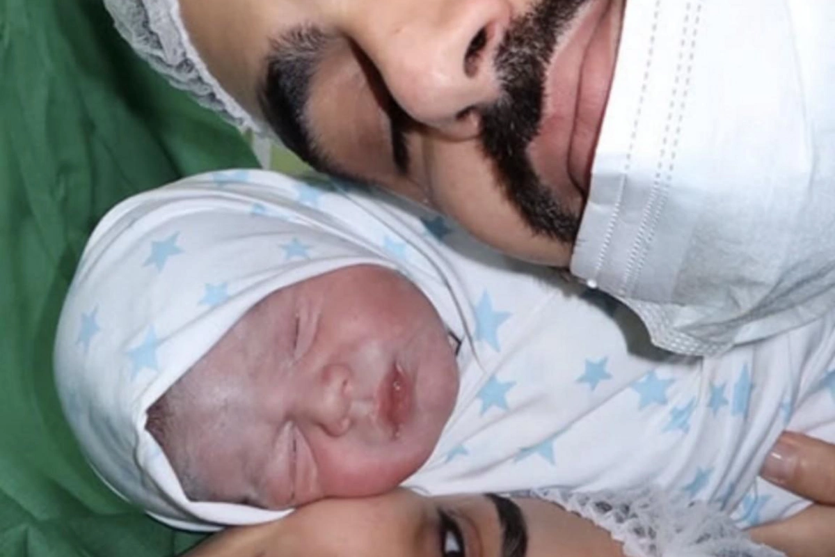 Elnarə Abdullayeva nənə oldu - FOTOLAR