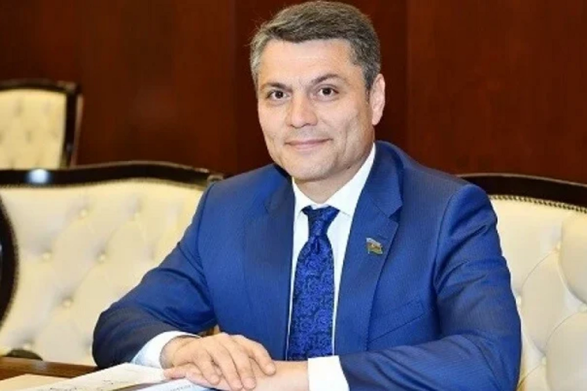 Məzahir Əfəndiyev barəsində 9 işə xitam verildi
