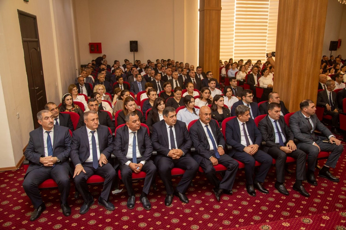 Salyanda İlham Əliyevin çıxışından irəli gələn vəzifələr müzakirə edildi — FOTOLAR