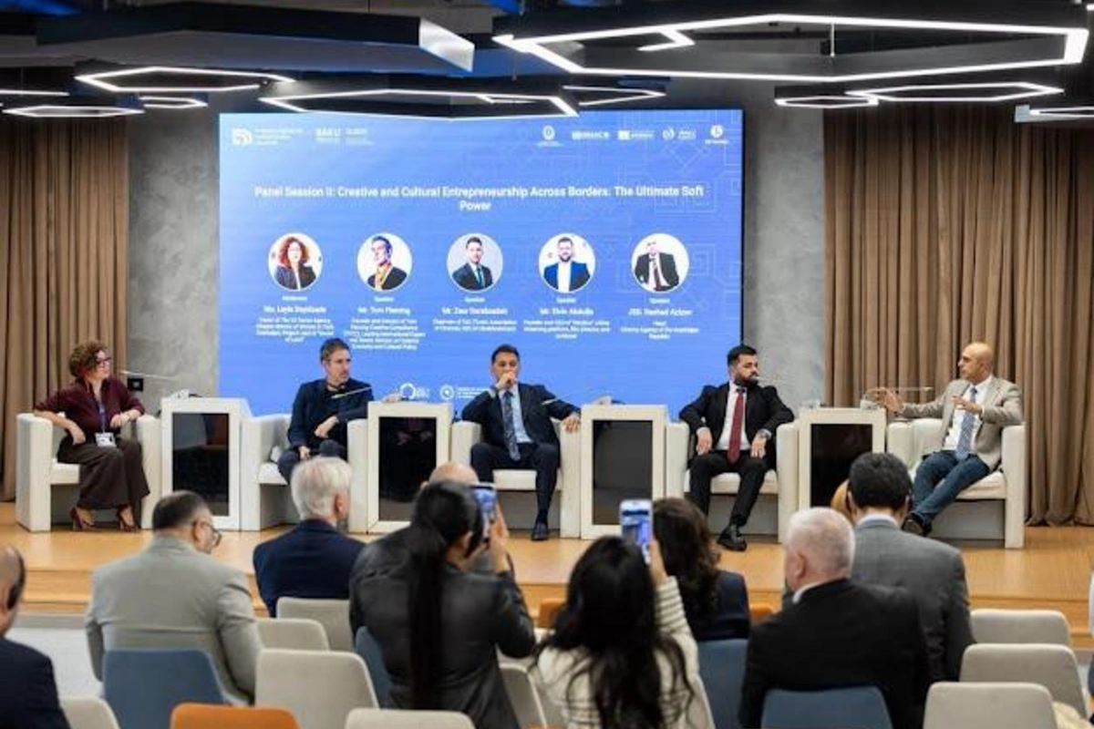 Sərhədləri aşan yaradıcı və mədəni sahibkarlıq: yumşaq güc mövzusunda panel təşkil olunub