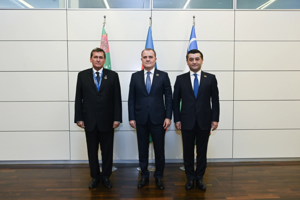 Azərbaycan, Özbəkistan və Türkmənistan XİN başçıları üçtərəfli əməkdaşlığı müzakirə ediblər