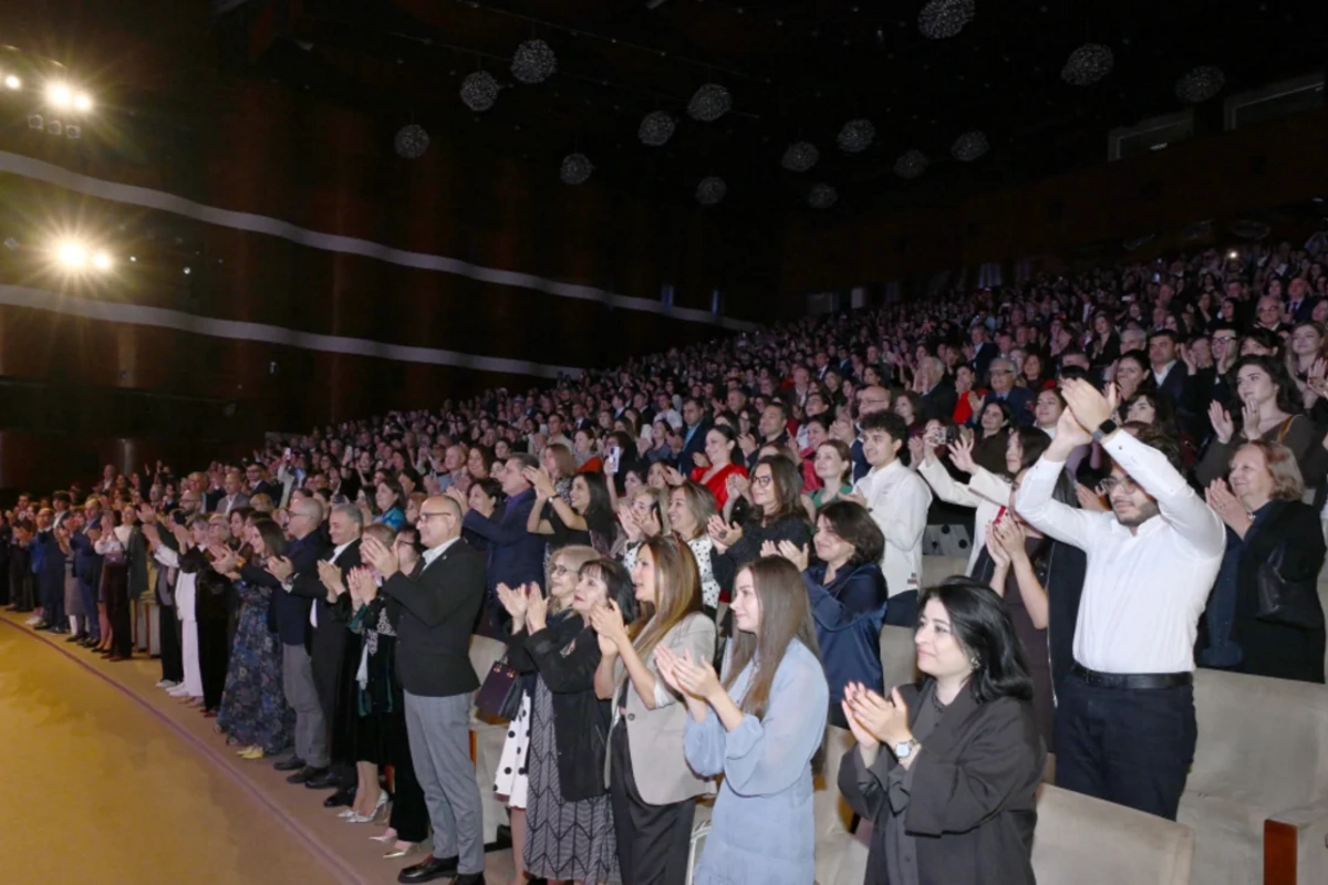 Bakıda "Turandot" tamaşasının premyerası baş tutub - FOTOLAR