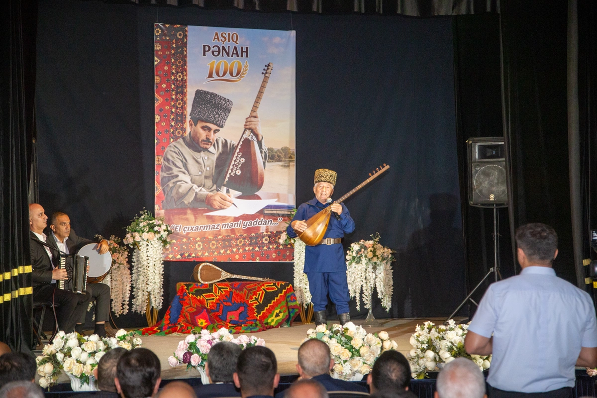 Aşıq Pənahın 100 illiyi Salyanda qeyd olundu — FOTOLAR