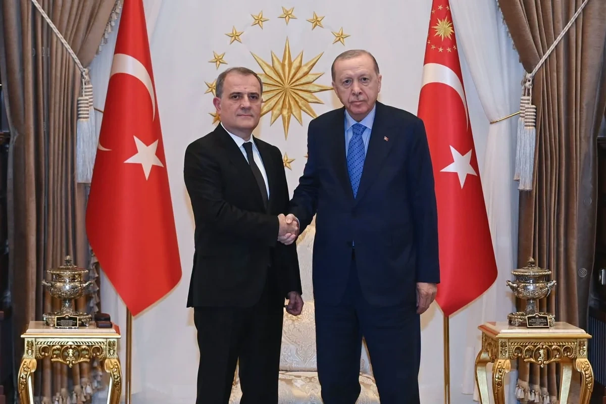 Azərbaycan və Türkiyə arasında müttəfiqlik əlaqələrinin gücləndirilməsi müzakirə olunub