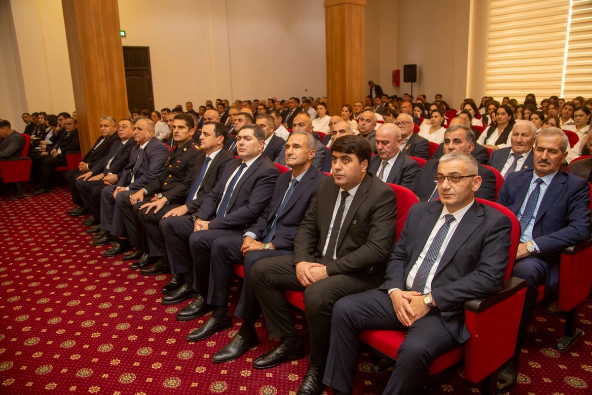 Salyanda İlham Əliyevin çıxışından irəli gələn vəzifələr müzakirə edildi — FOTOLAR