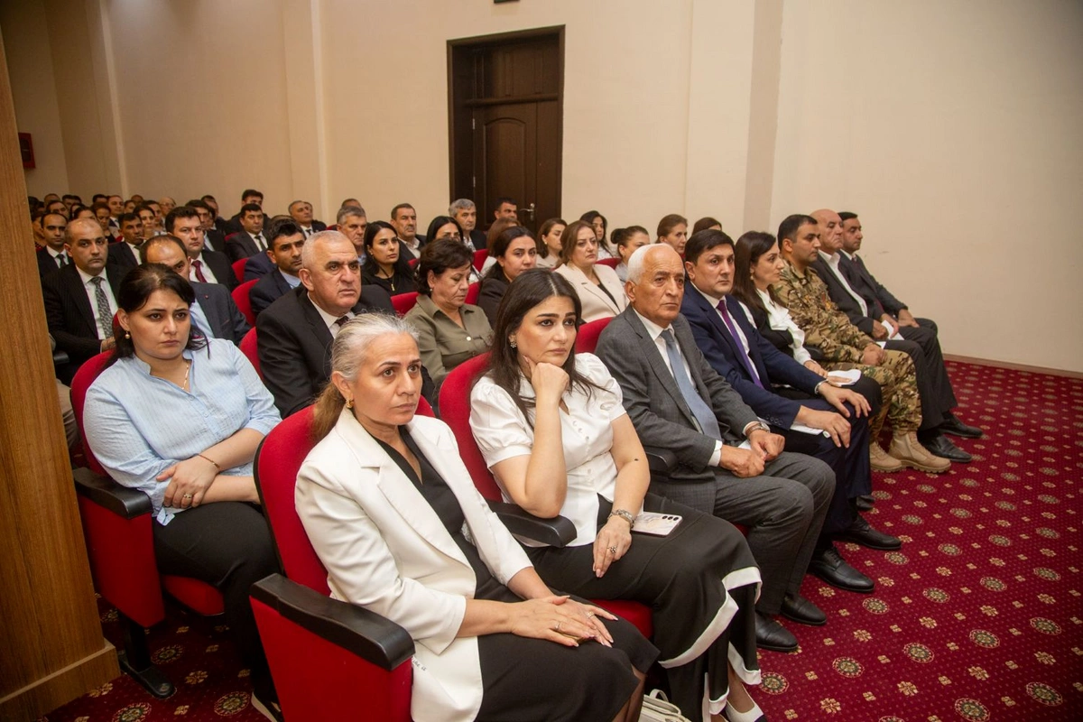 Salyanda İlham Əliyevin çıxışından irəli gələn vəzifələr müzakirə edildi — FOTOLAR