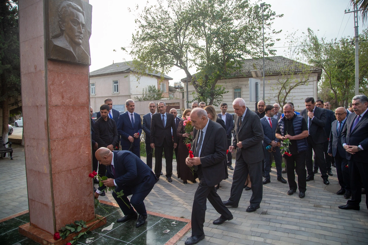Xəlil Rza Ulutürkün doğum günü öz yurdunda qeyd edildi — FOTOLAR