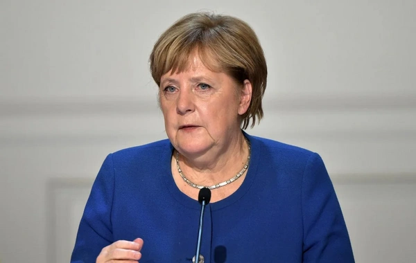 Angela Merkel: Almaniyanın növbəti prezidenti qadın olmalıdır
