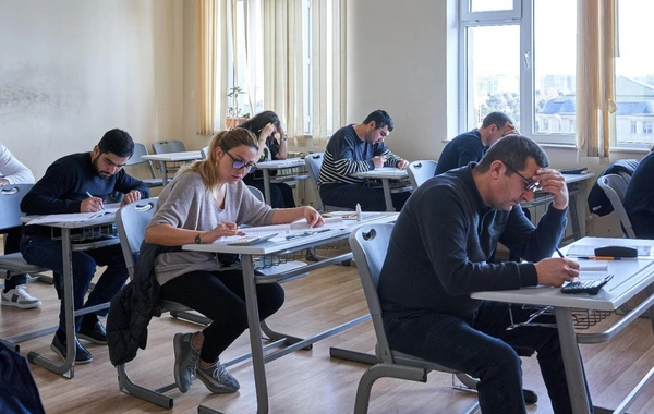 Peşəkar mühasib sertifikatı almaq istəyən namizədlər üçün test imtahanının II mərhələsi keçirilir